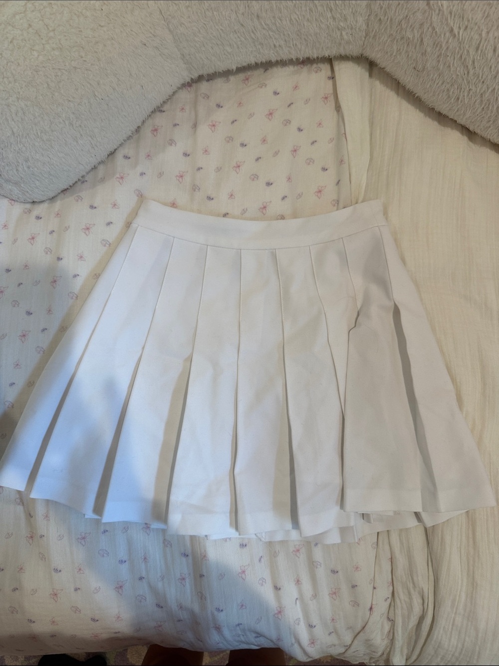 Aritzia White Pleated Tennis Skirt